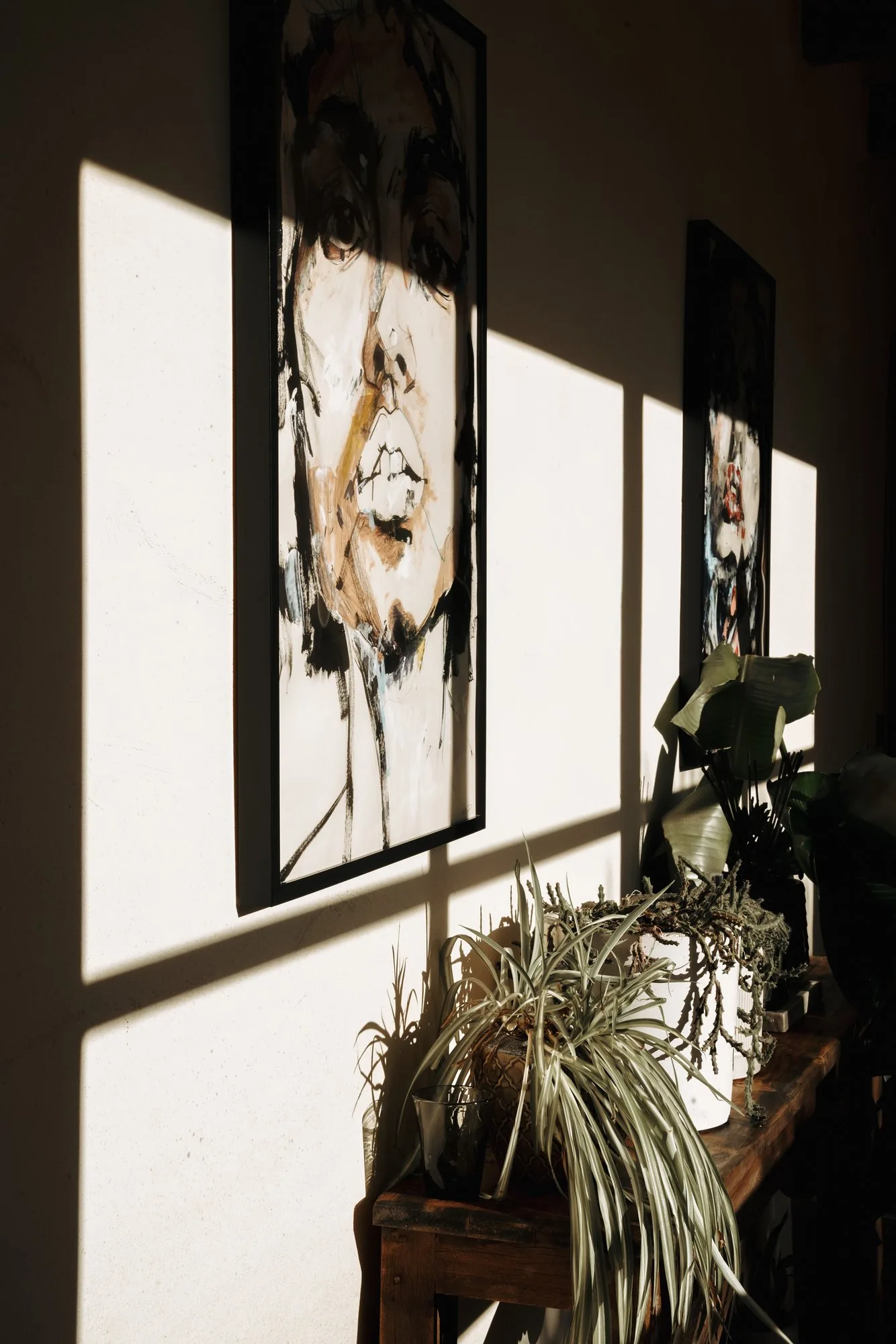 Light and shadow on an interior wall at LaMaison